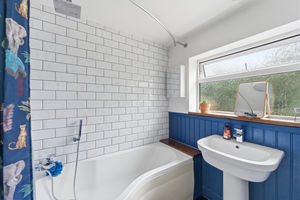 Photo 31- click for photo gallery